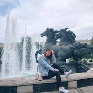 Meet your Posher, Ling fung